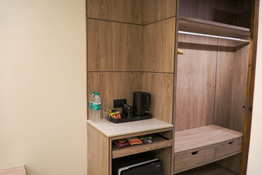 premium peak room in Manali